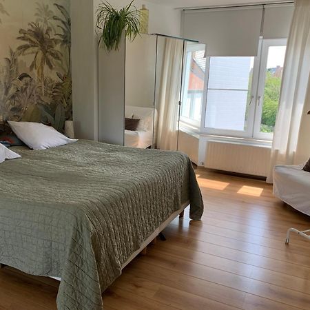 אוסטנדה Guesthouse Poppies , Free Parking מראה חיצוני תמונה
