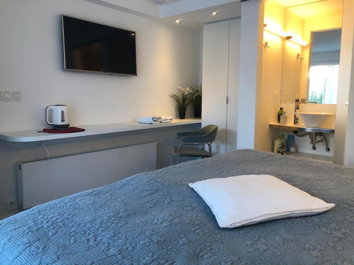 אוסטנדה Guesthouse Poppies , Free Parking מראה חיצוני תמונה